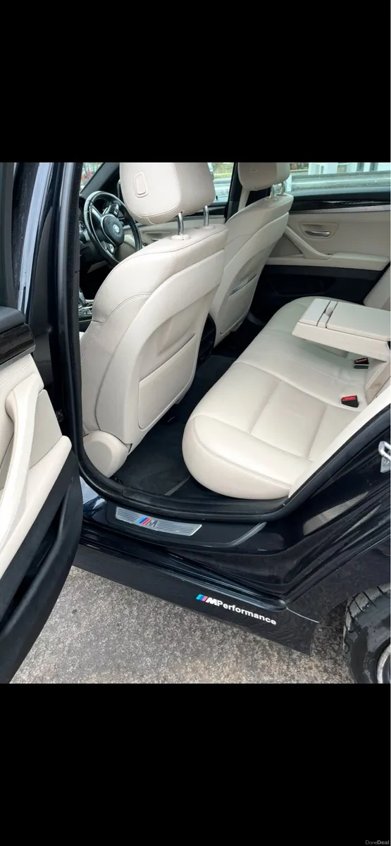 2016 BMW 5-series m sport 520d - Image 6