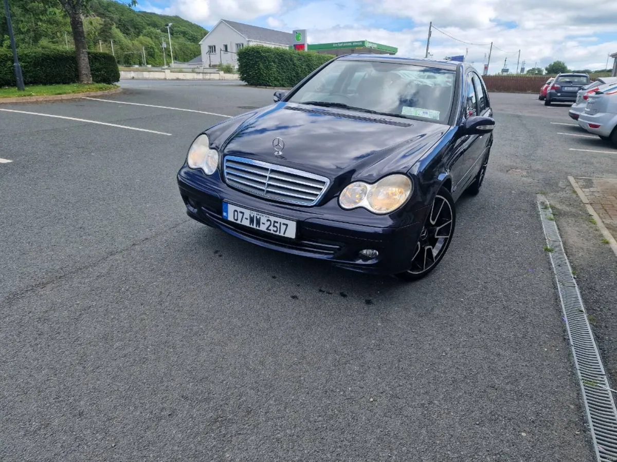 Mercedes Benz c180 - Image 2