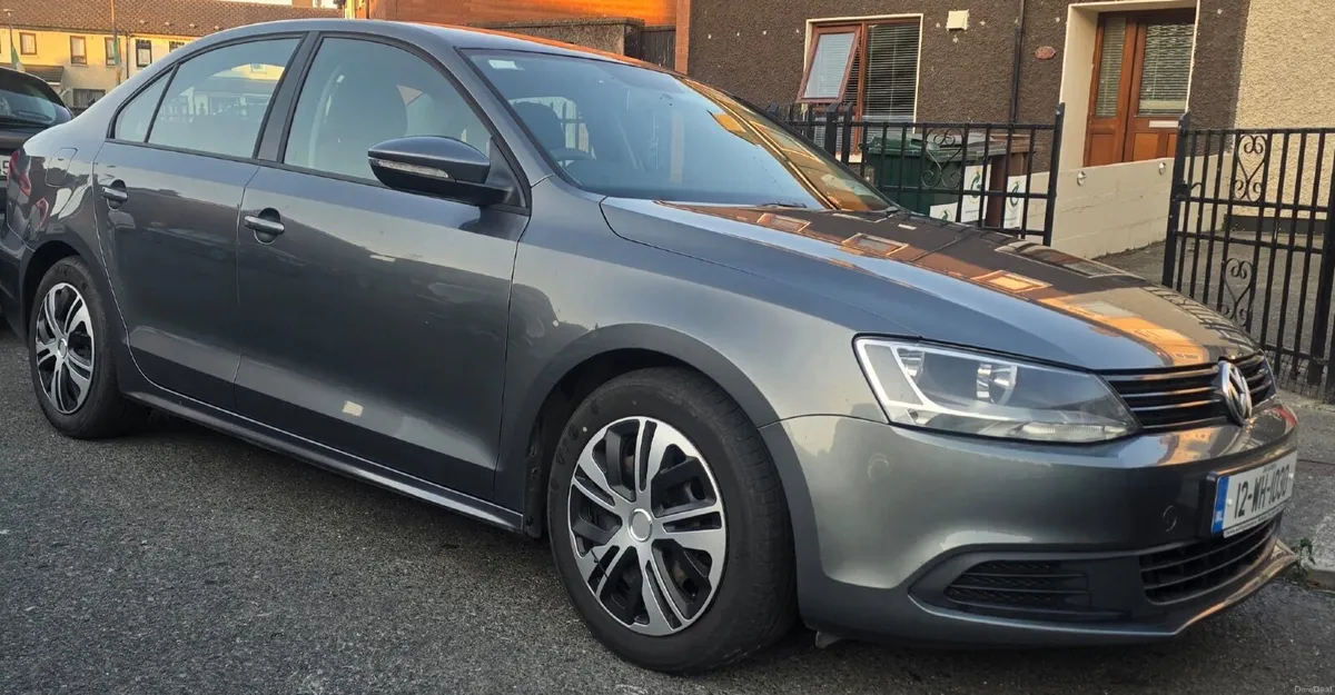Volkswagen Jetta 2012 - Image 1
