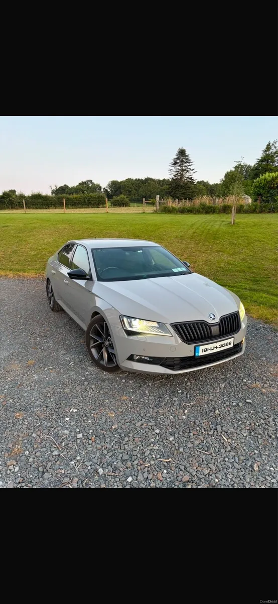 Skoda Superb Sportline Plus 2019 - Image 1