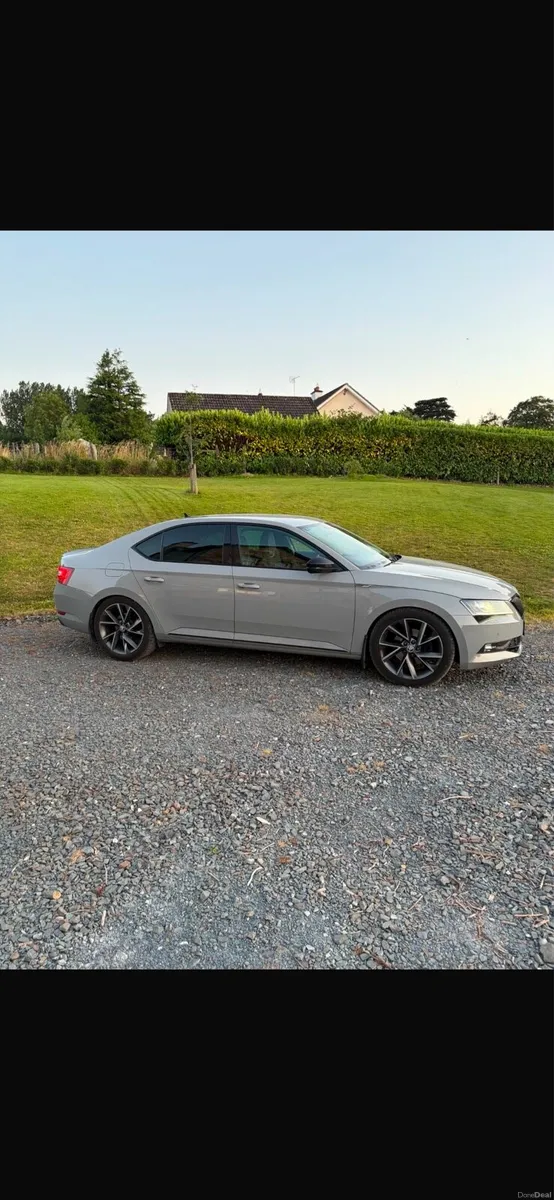 Skoda Superb Sportline Plus 2019 - Image 5