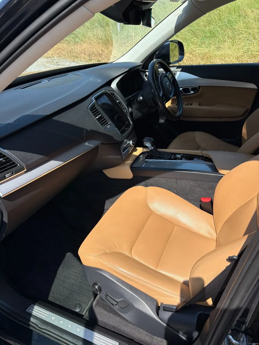 152 Volvo XC90 D5 - Image 3