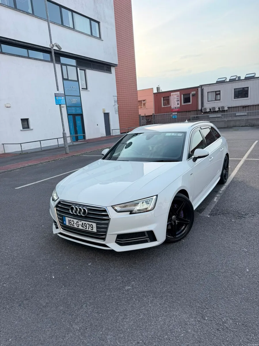 Audi A4 B9 Sline Black Edition - Image 3