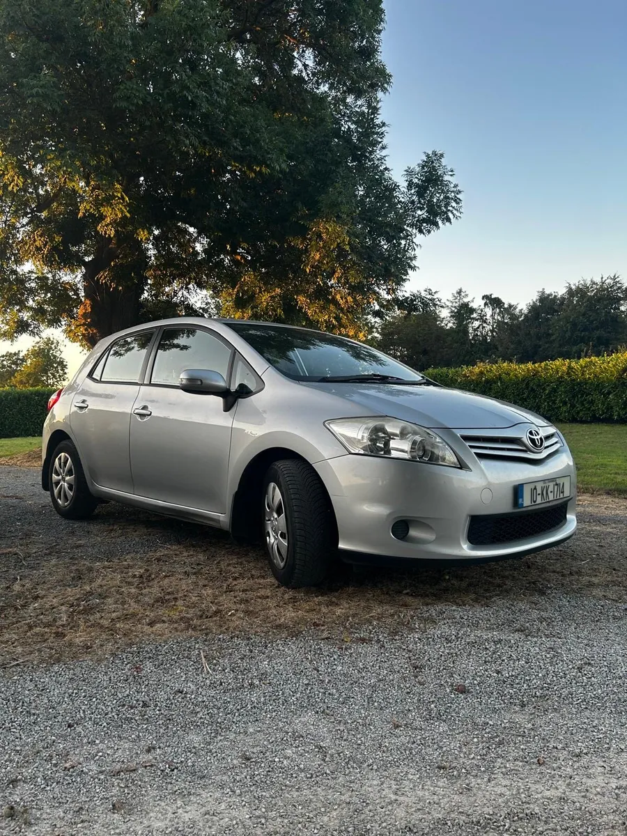 2010 Toyota auris 1.3 petrol tax and nct - Image 2