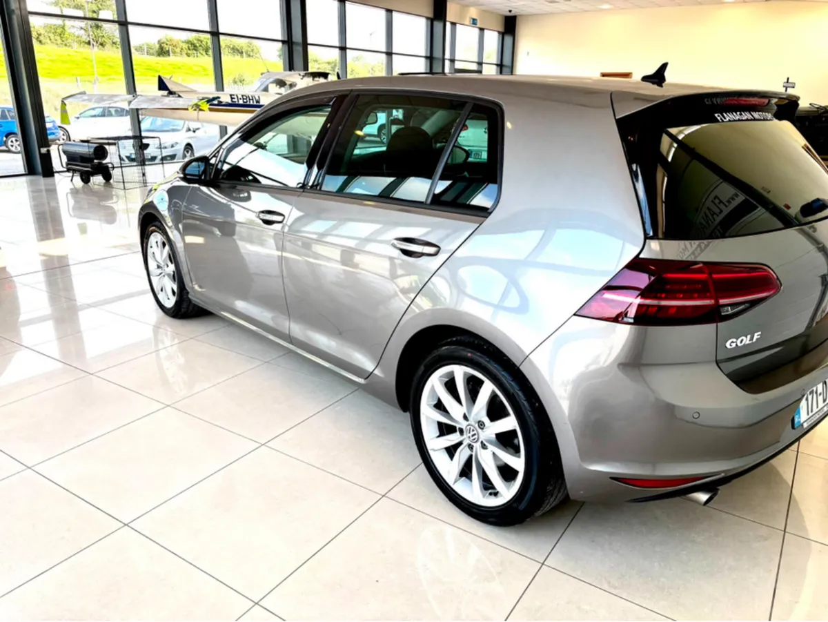 Volkswagen Golf HIGHLINE 1.6 TDI MANUAL 5SPEED 110 - Image 3