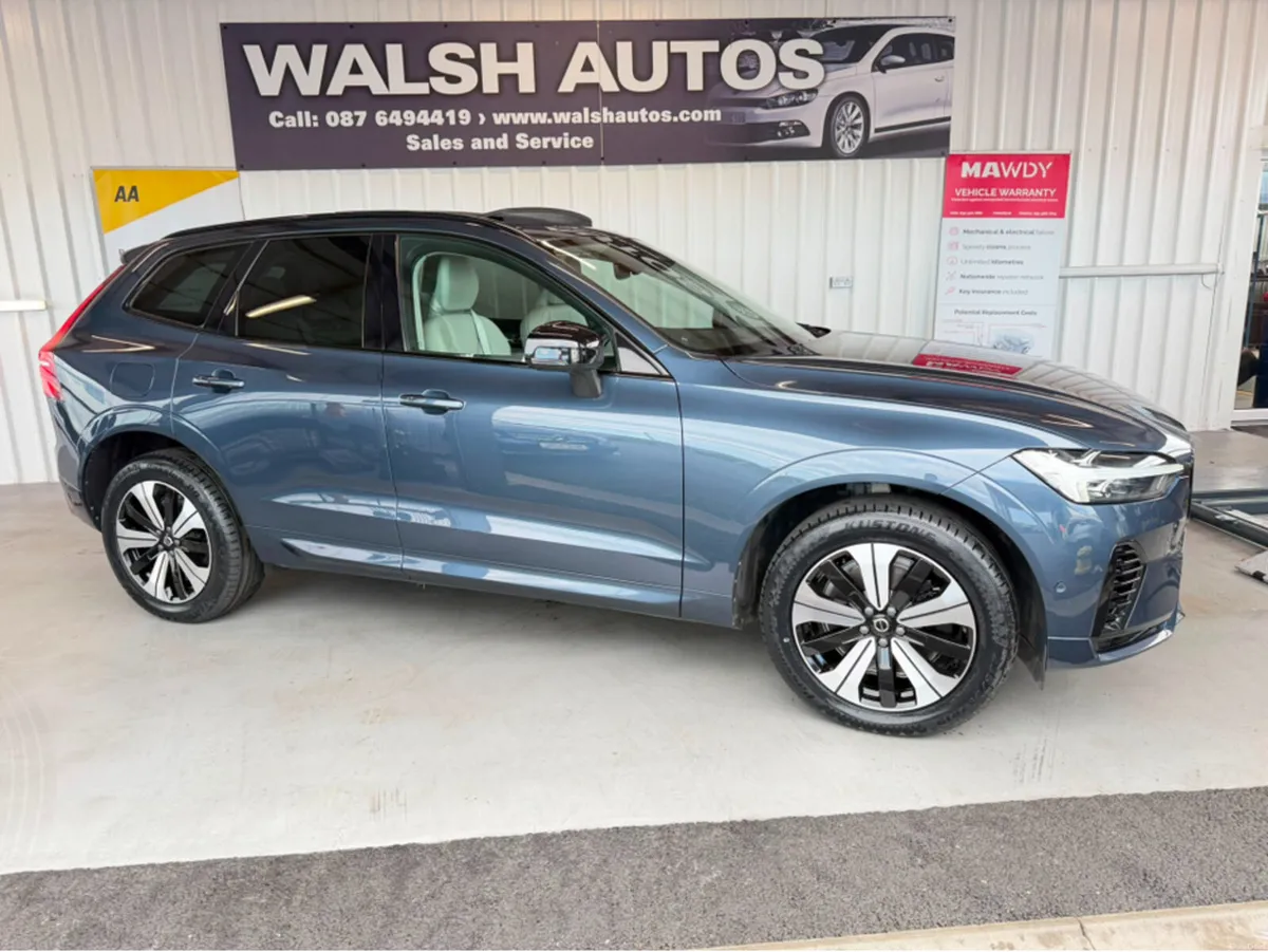Volvo XC60 T6 PHEV PLUS DARK AWD 5DR AUTO - Image 3