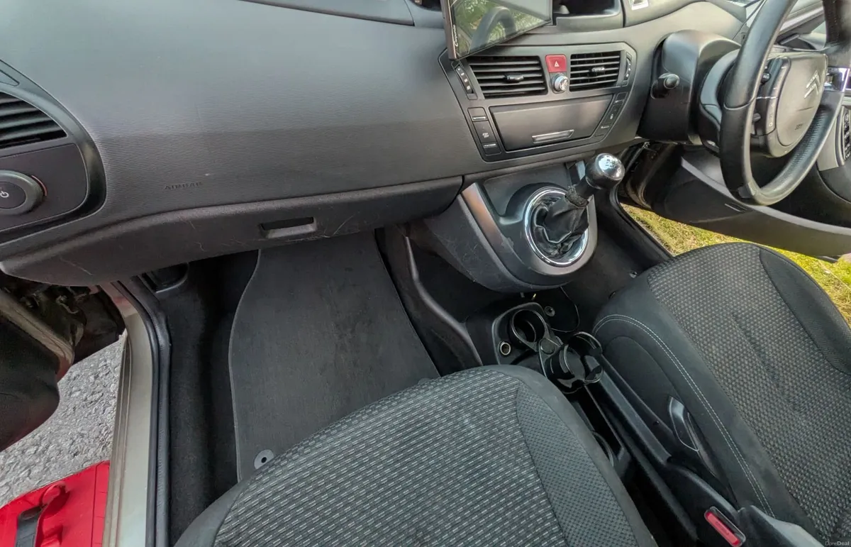 Citroen C4 Grand Picass0 1.6 HDI 2010, 7 Seater. - Image 2