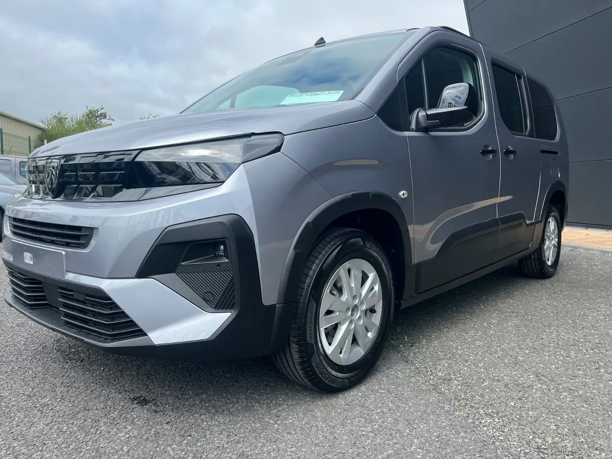 Peugeot Rifter Allure 5 Seater L2 DSL - Image 2
