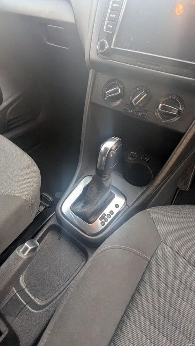 2011 Volkswagen Polo - Image 4