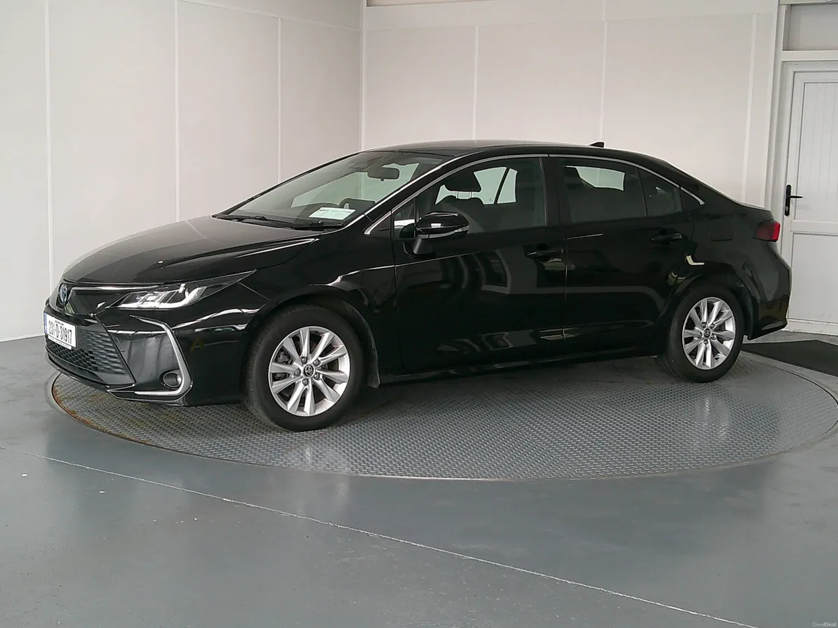Toyota Corolla 2023 - Image 3