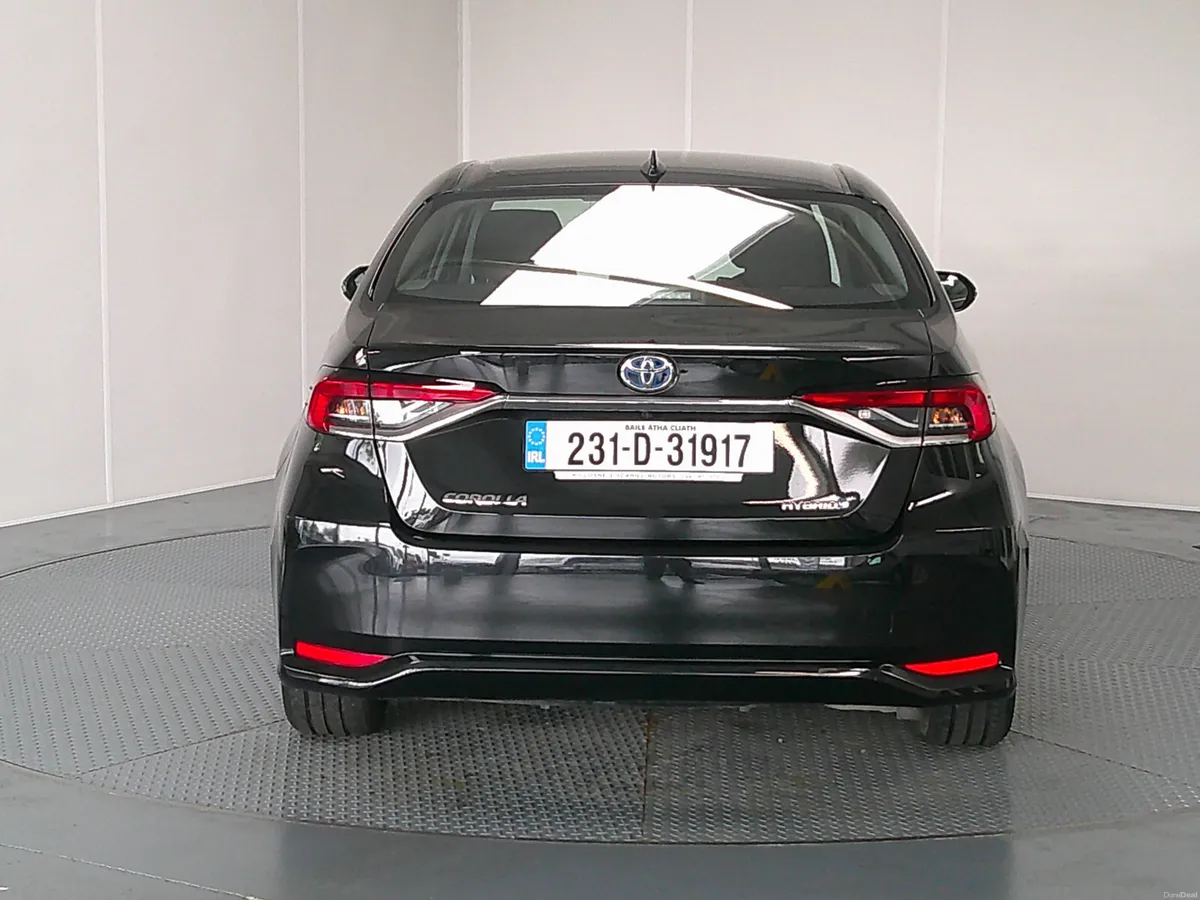 Toyota Corolla 2023 - Image 6