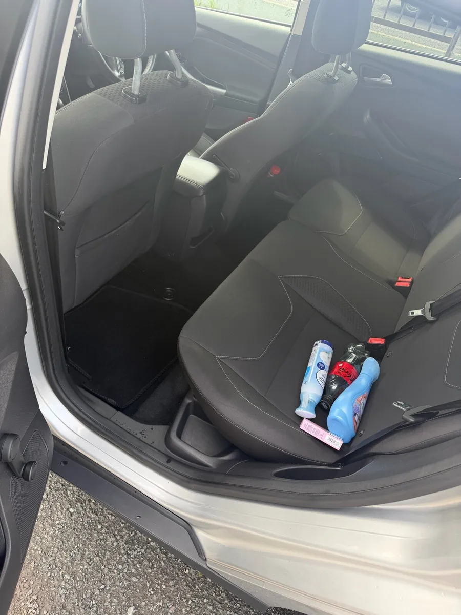 Ford focus - Image 4