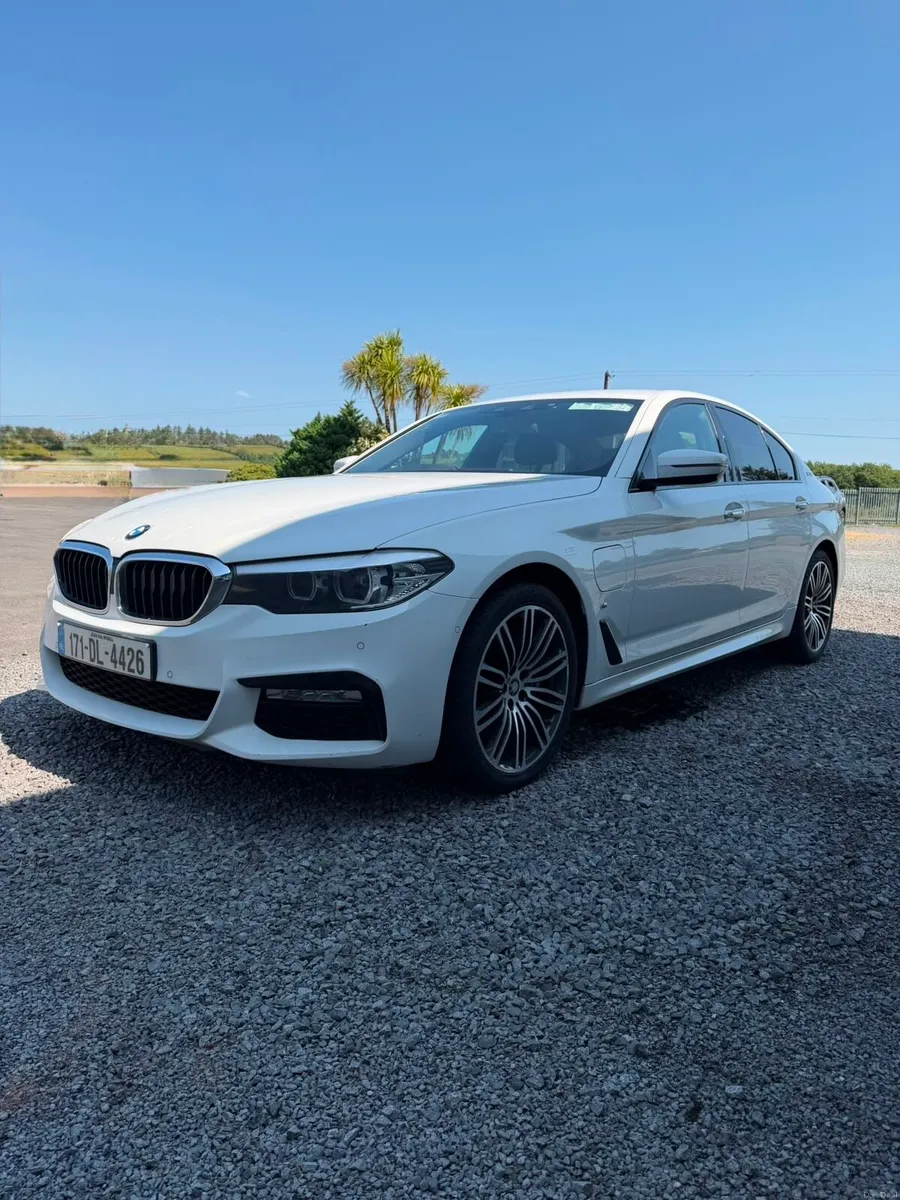 2017 BMW 530e M-Sport G30 (250BHP) - Image 2