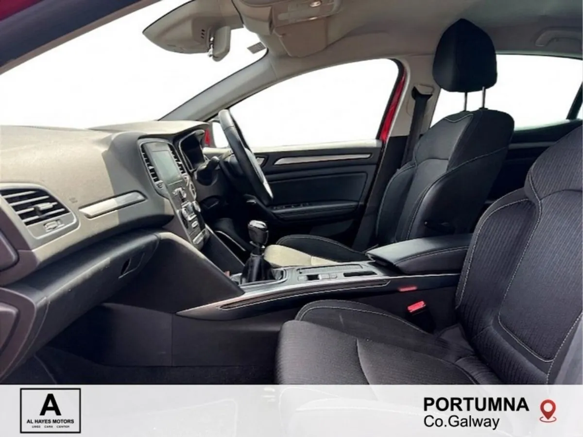 Renault Megane 1.5Blue dCi 115 ICONIC *FLASH SALE! - Image 4