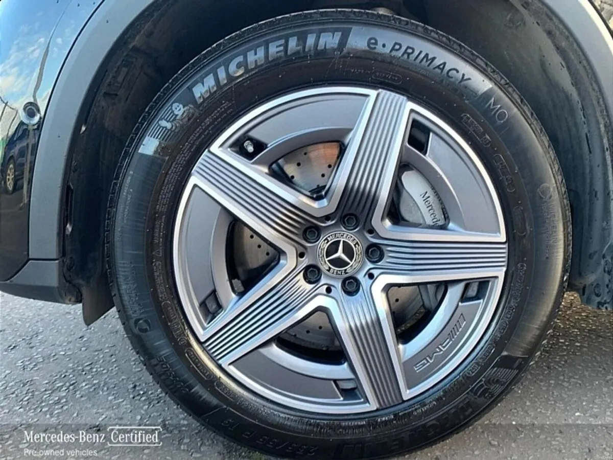 Mercedes-Benz GLC GLC220d AMG Line 4Matic - Image 5