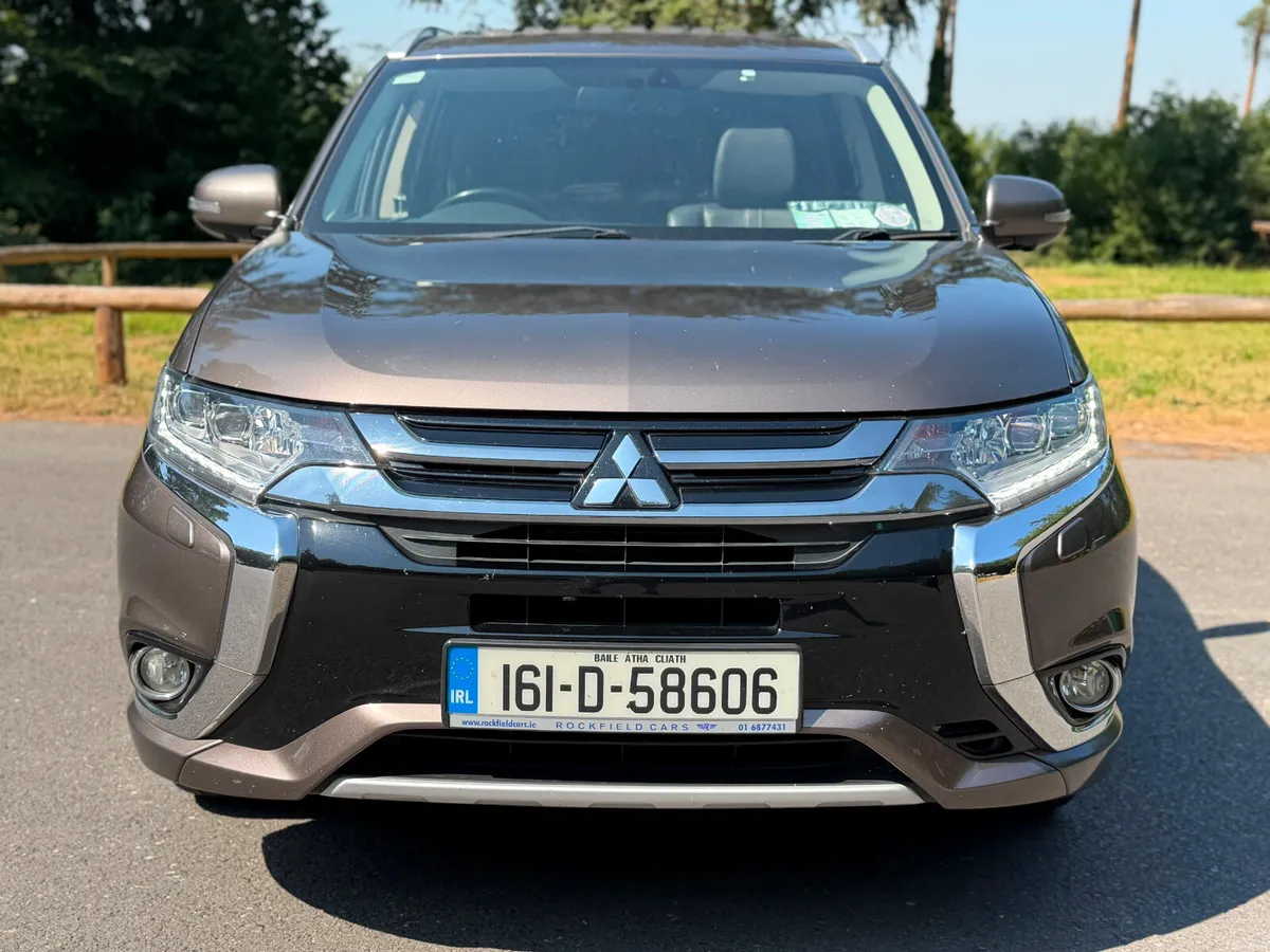 161 Mitsubishi Outlander  PHEV 2.0L 4WD  Hybrid - Image 2