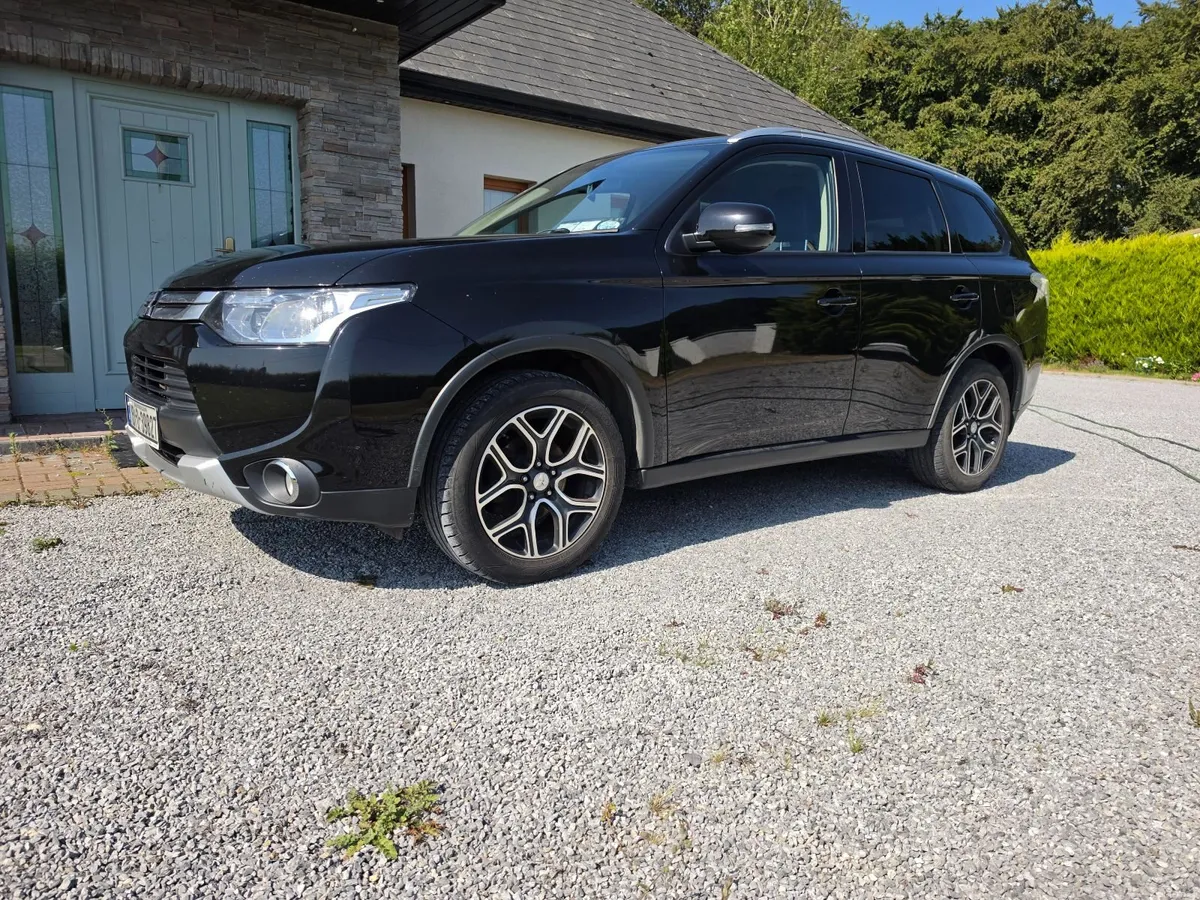 Mitsubishi Outlander 2015 - Image 3