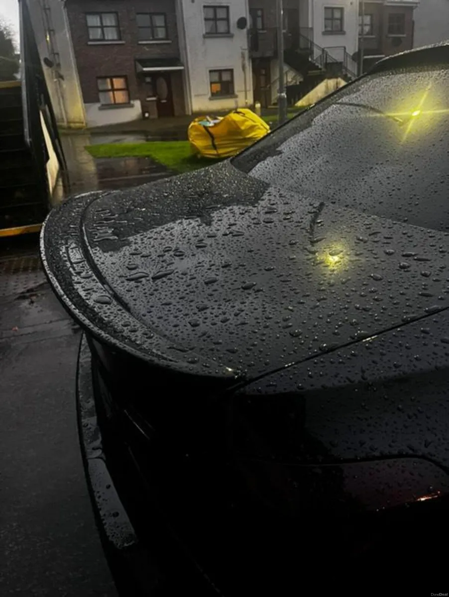 Car - Image 4
