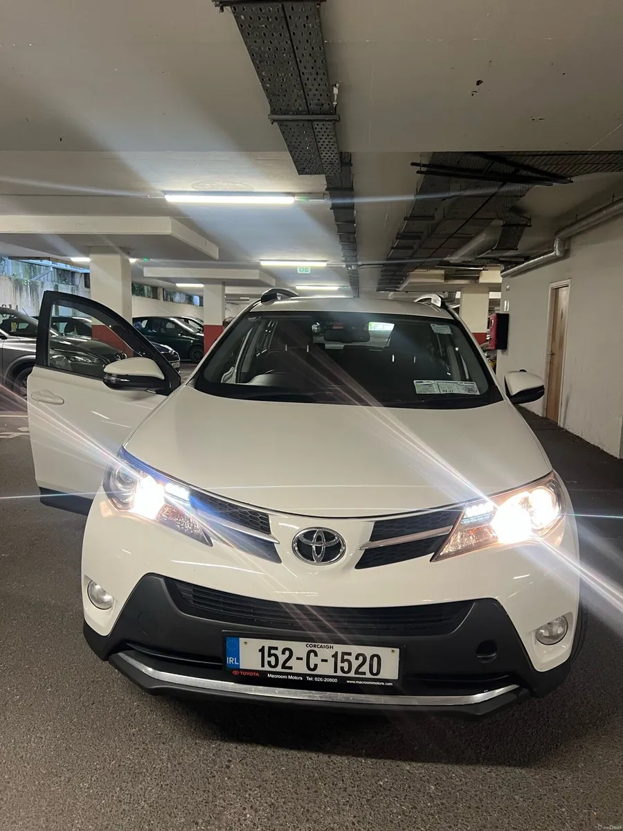 2015 Toyota RAV4 2.0D D-4D - Image 3