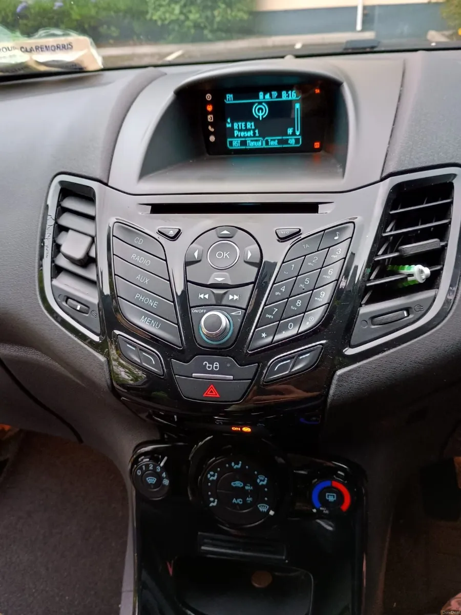 Ford Fiesta Titanium New NCT, low mileage & FSH - Image 4