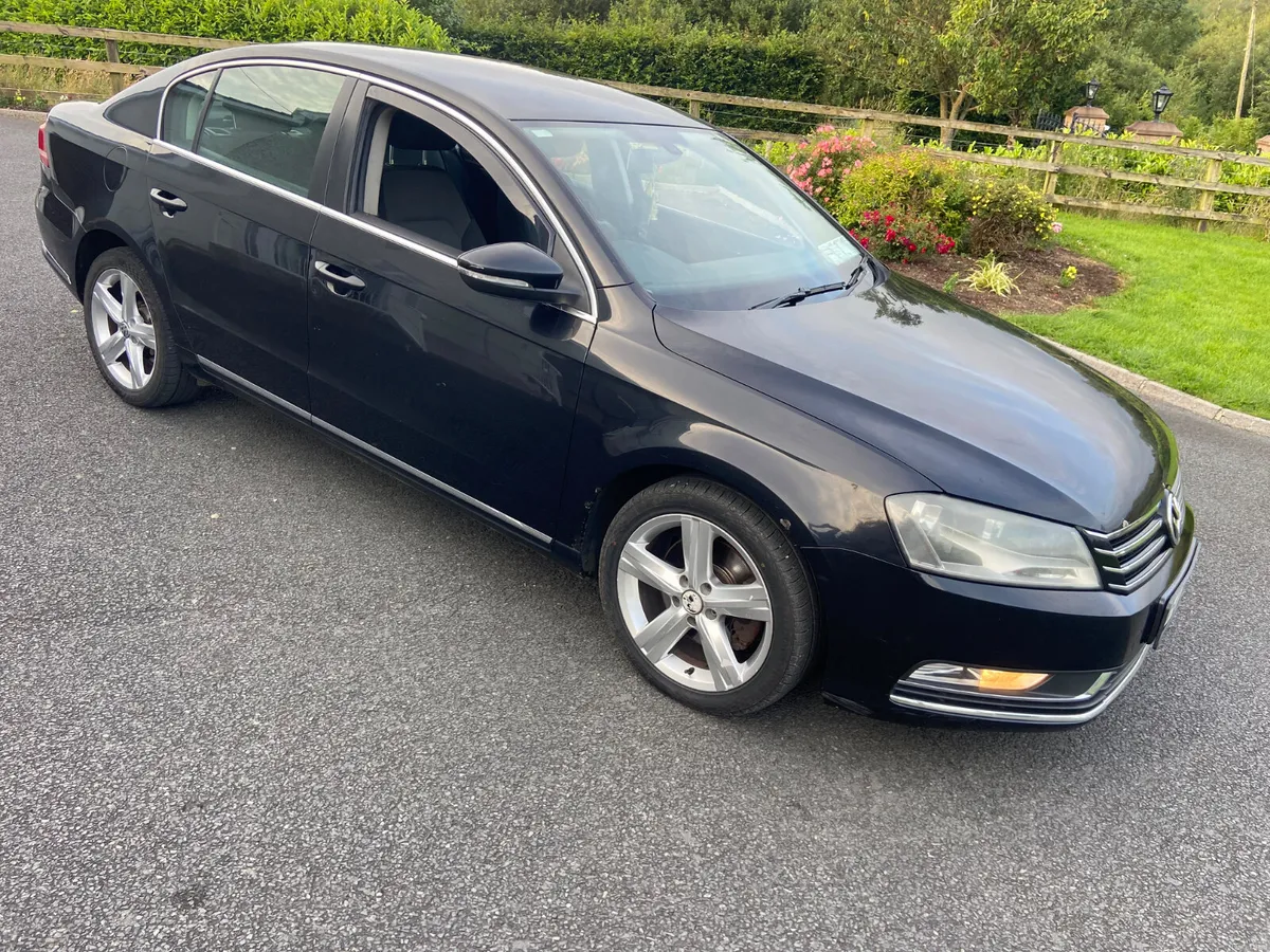 Volkswagen Passat 2011 2.0tdi - Image 1