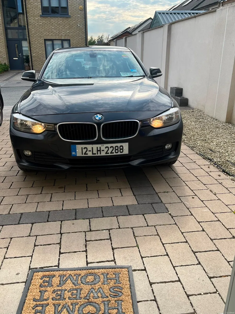 BMW320D - Image 1