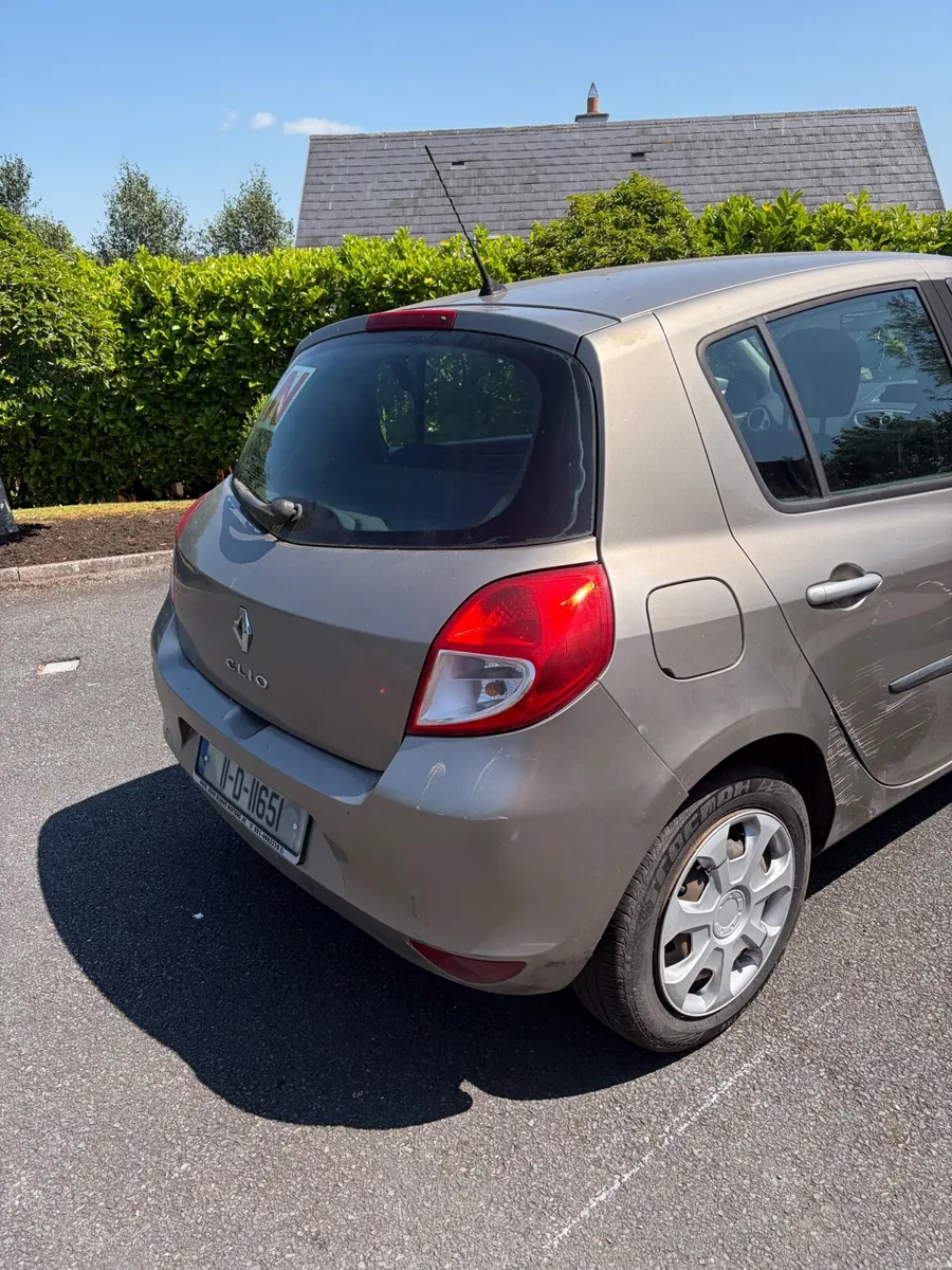 Renault Clio 2011 - Image 6