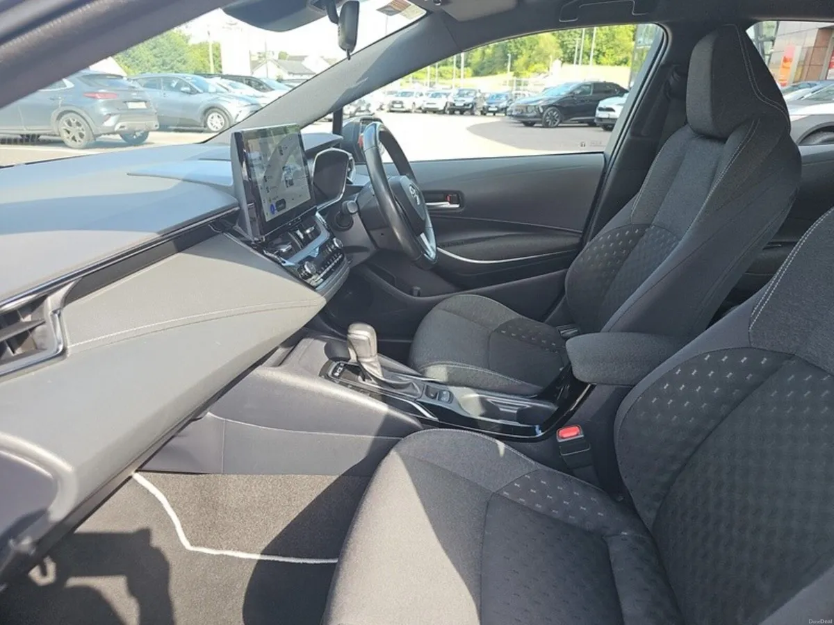 Toyota Corolla COROLLA HYBRID LUNA H/B - Image 6