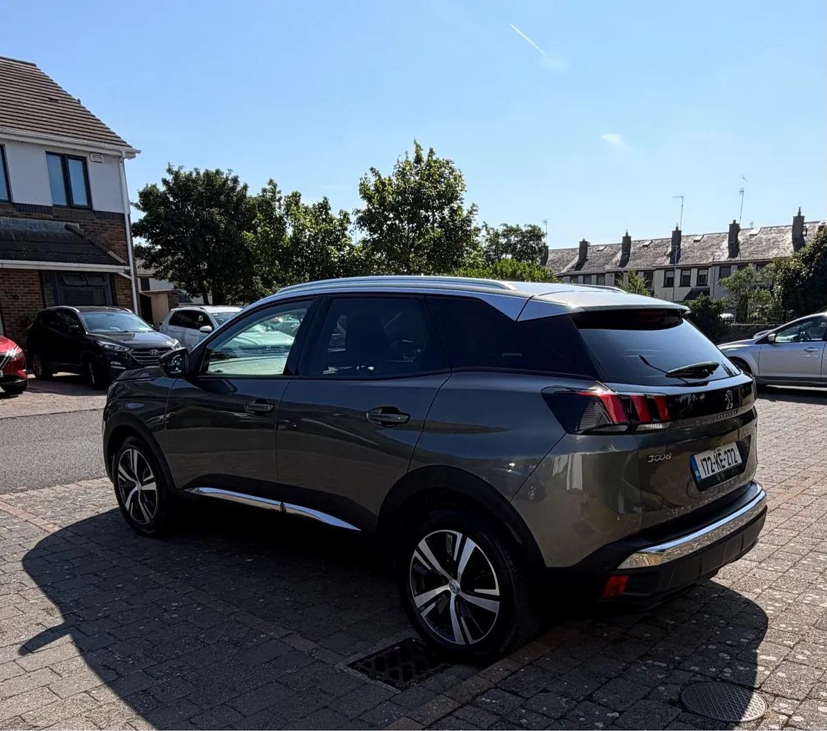 2017 Peugeot 3008 Allure 1.2 PureTech - Image 6