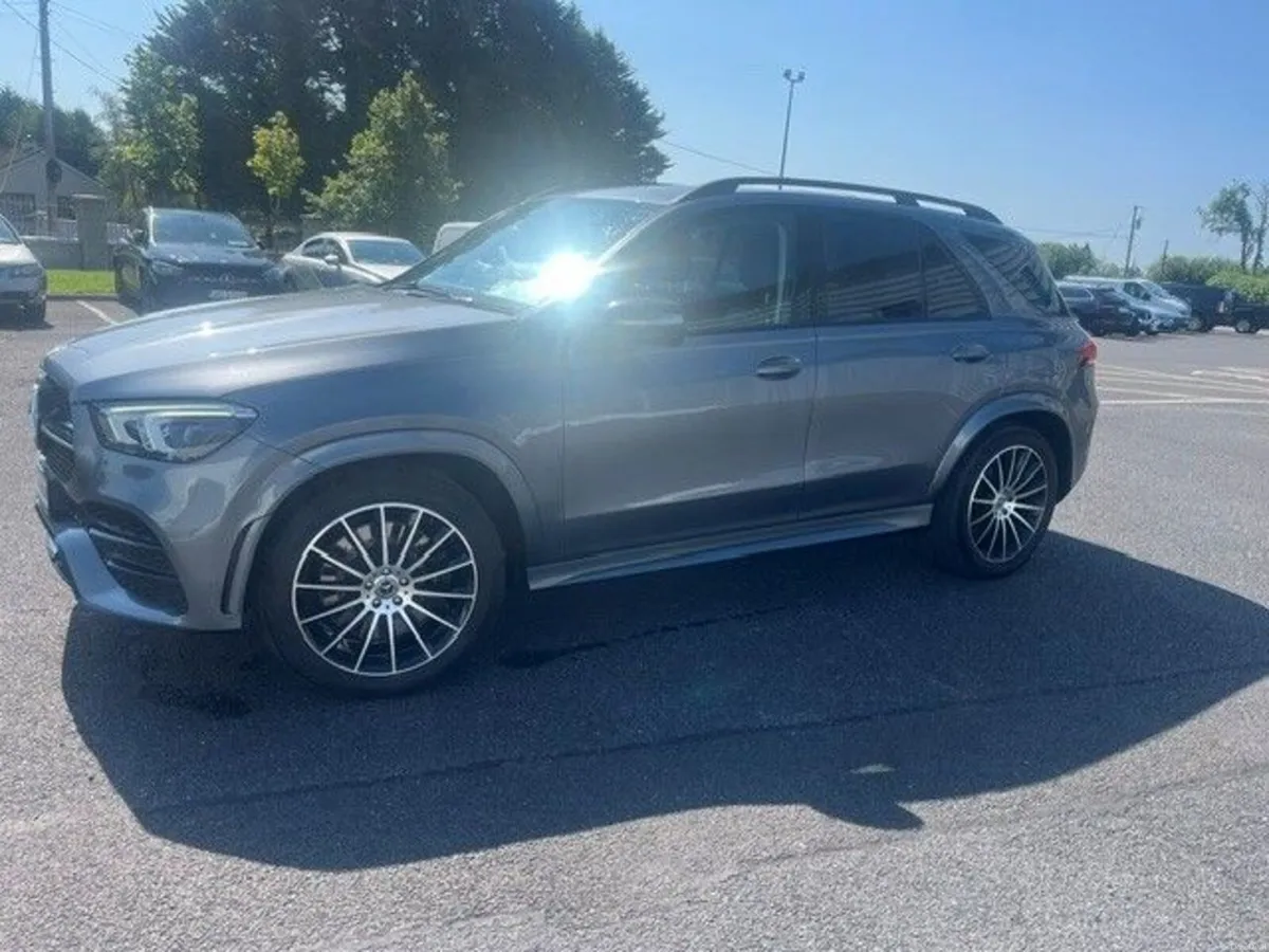 Mercedes-Benz GLE 2023 - Image 2