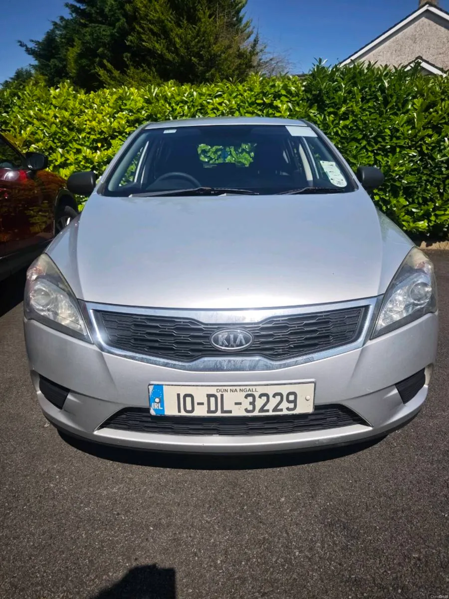 Car - Image 1