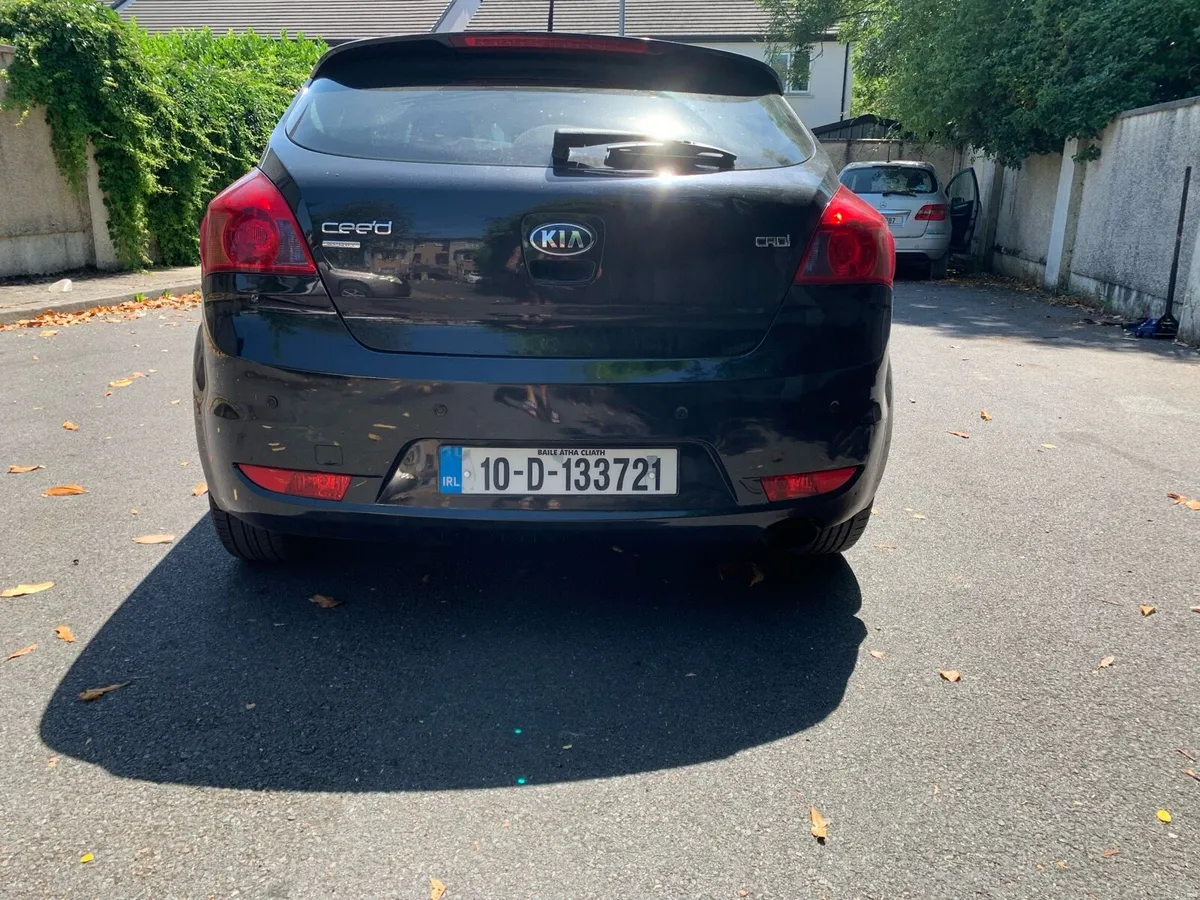 2010 Kia pro-ceed - Image 3