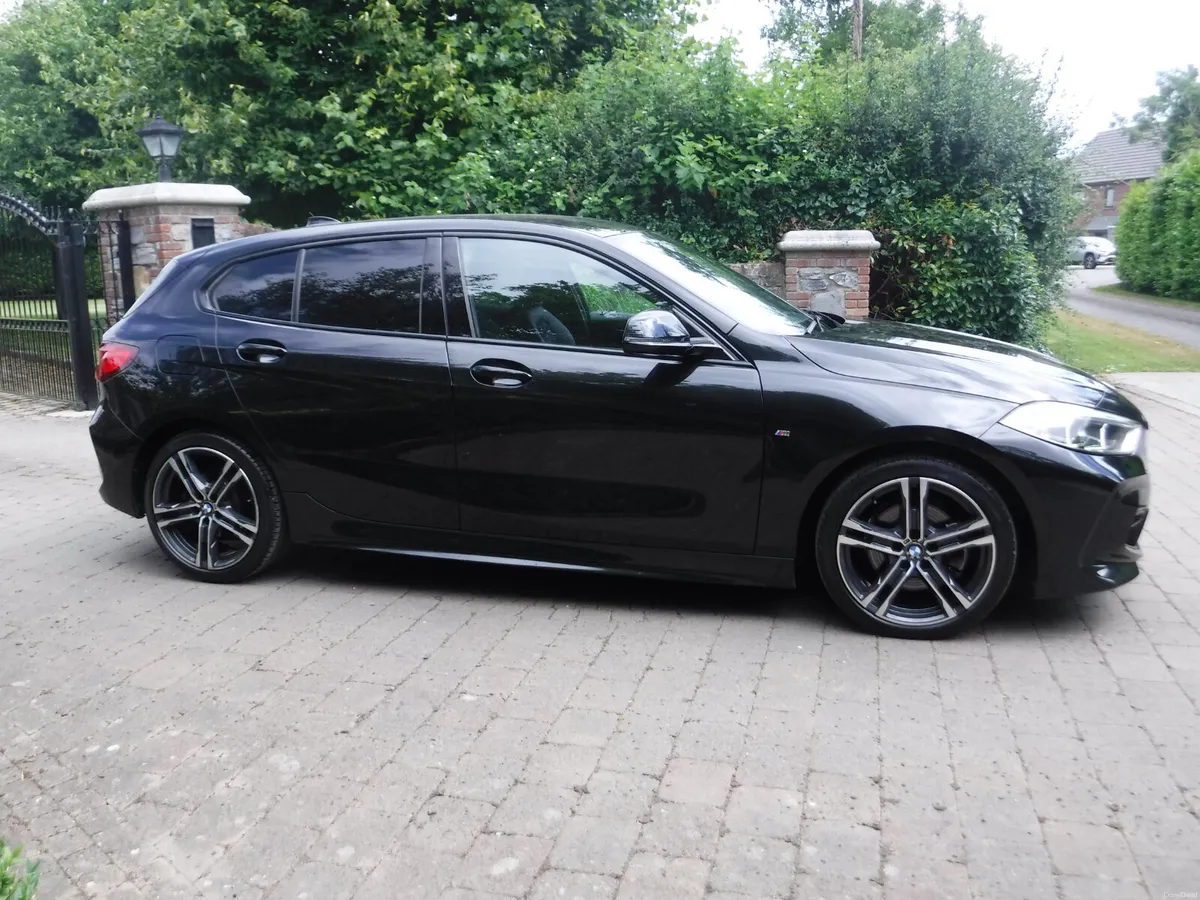 BMW 118D 2.0 DIESEL AUTO M-SPORT TINY MILEAGE - Image 2