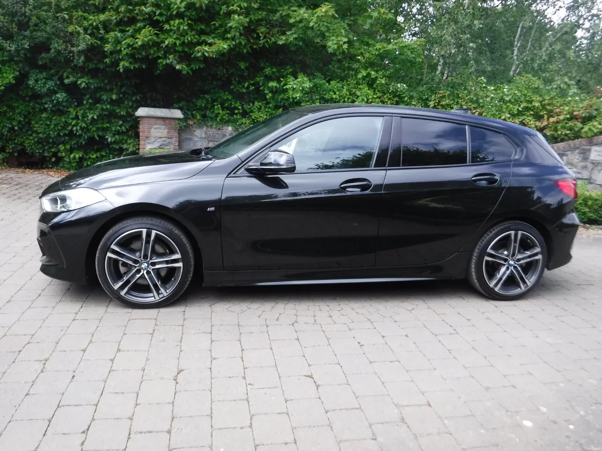 BMW 118D 2.0 DIESEL AUTO M-SPORT TINY MILEAGE - Image 5