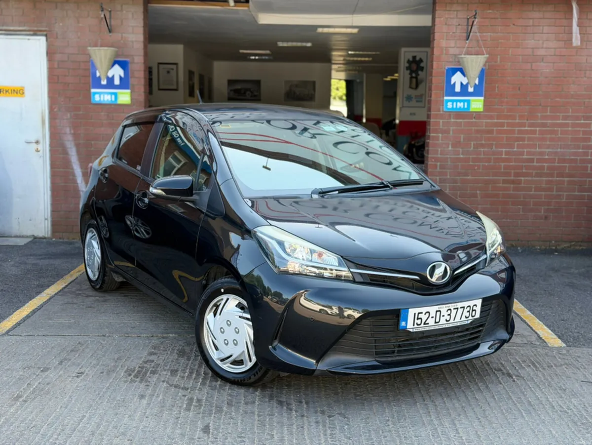 Toyota Vitz 1.3 AUTO - VERY LOW KMS - Image 4