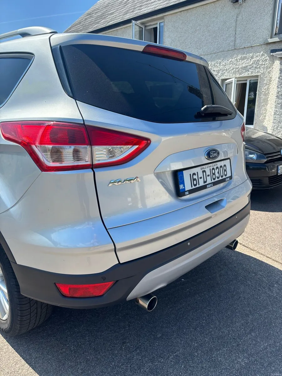 Car - Image 6