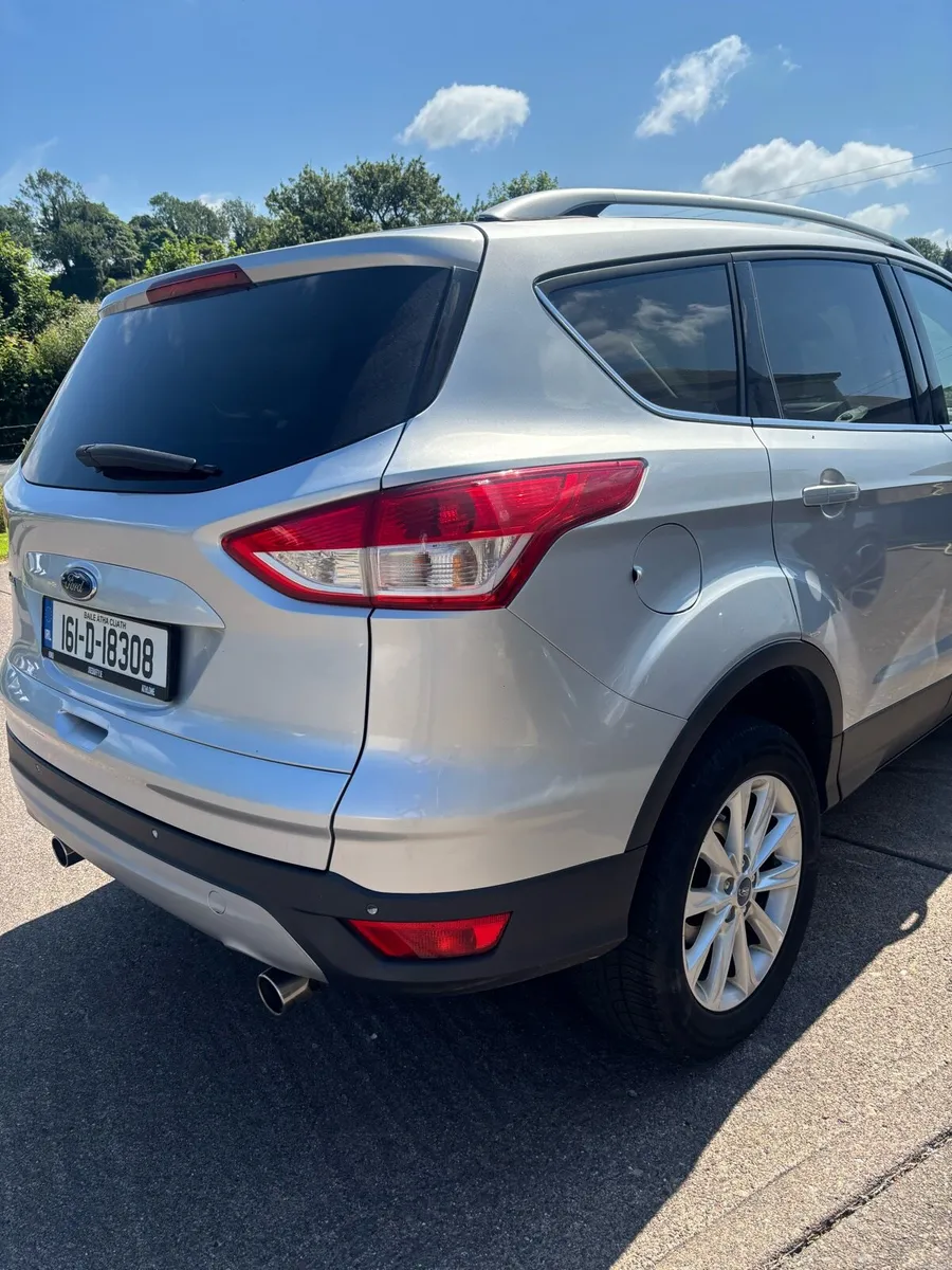 Car - Image 1