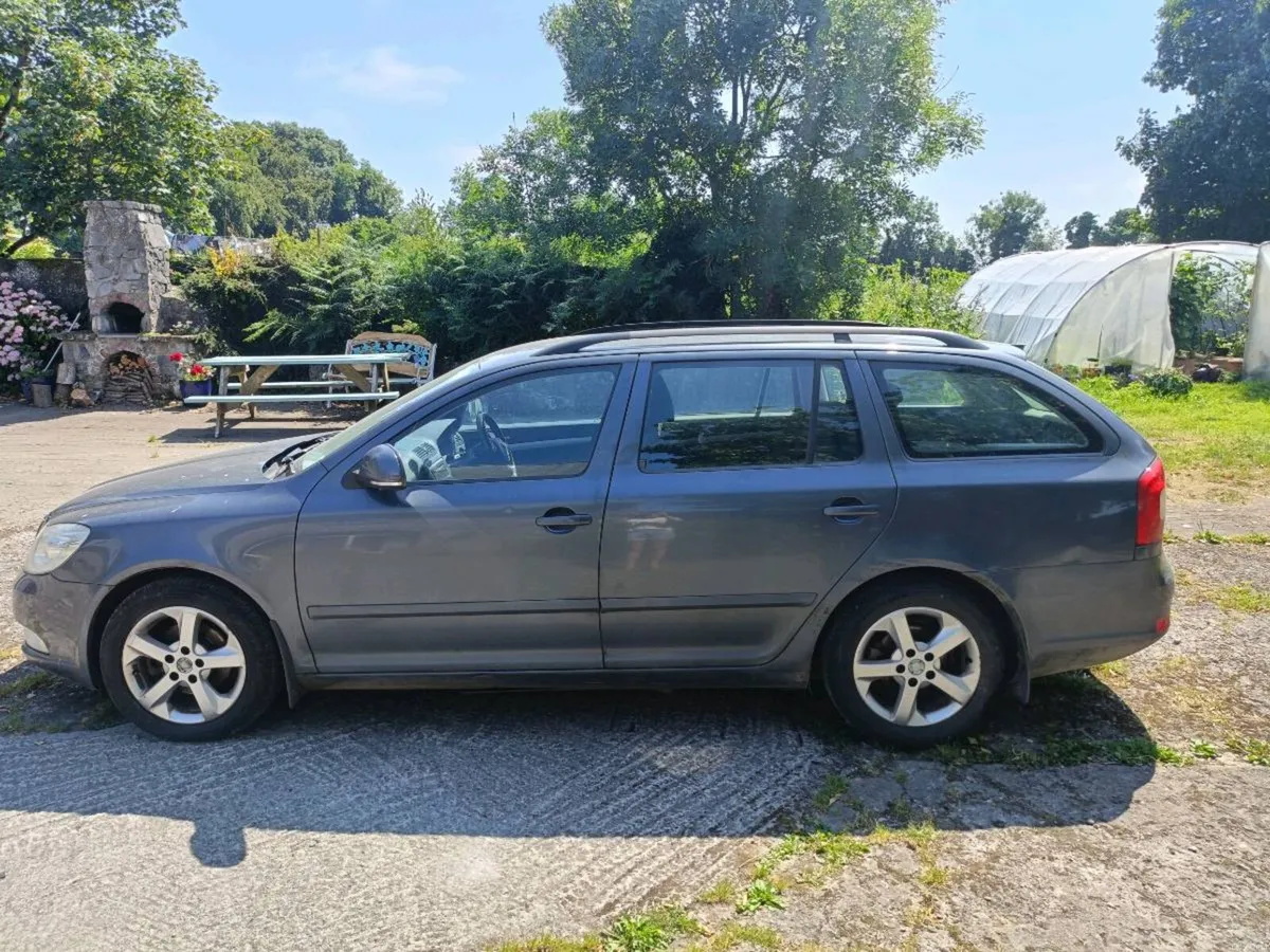 Skoda Octavia 2011 - Image 3