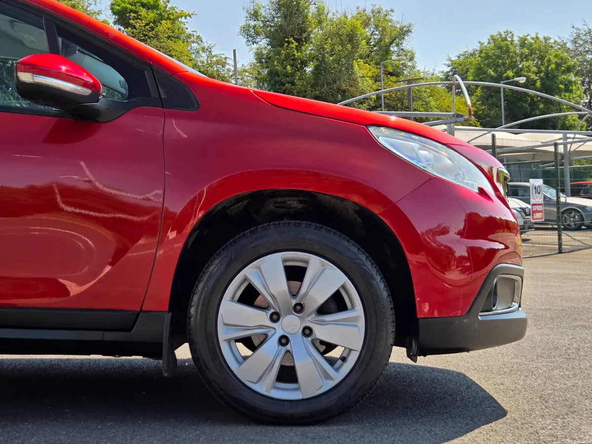 **ONLY 105K kms** Diesel Peugeot 2008 - Image 4