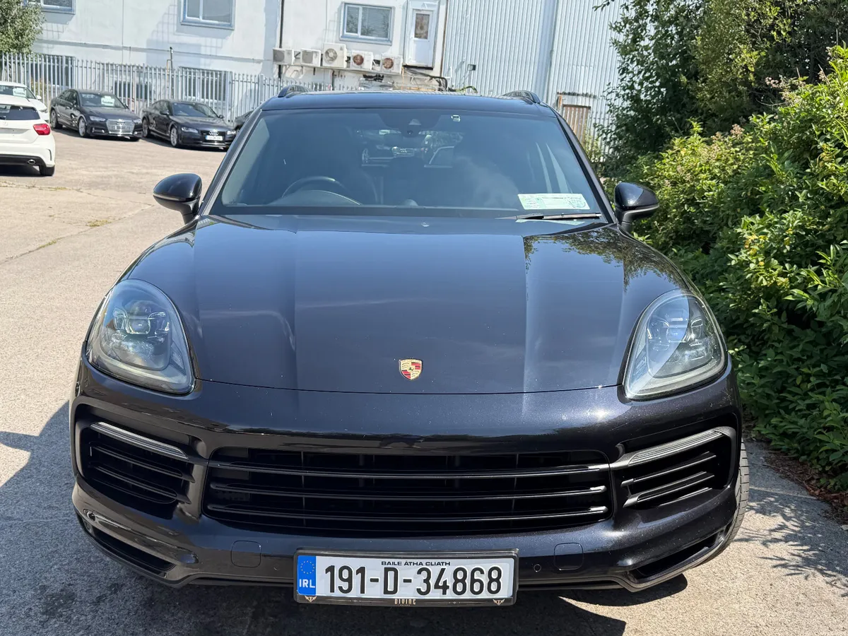 Porsche Cayenne 3.0 V6 Petrol Turbo - Image 2