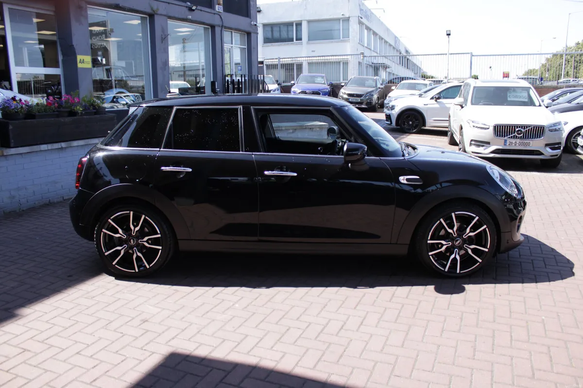 2021 MINI COOPER 1.5D 5DR HATCHBACK AUTOMATIC - Image 3