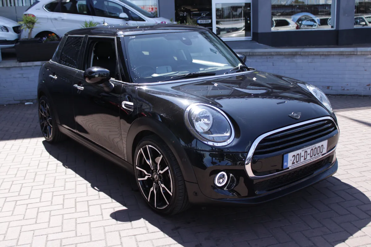 2021 MINI COOPER 1.5D 5DR HATCHBACK AUTOMATIC - Image 2