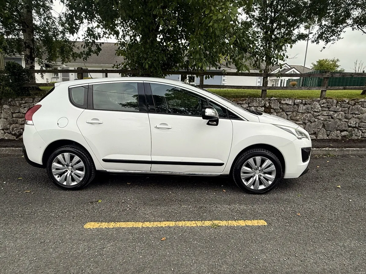 2014 Peugeot 3008 1.6 Diesel Manual - Image 3