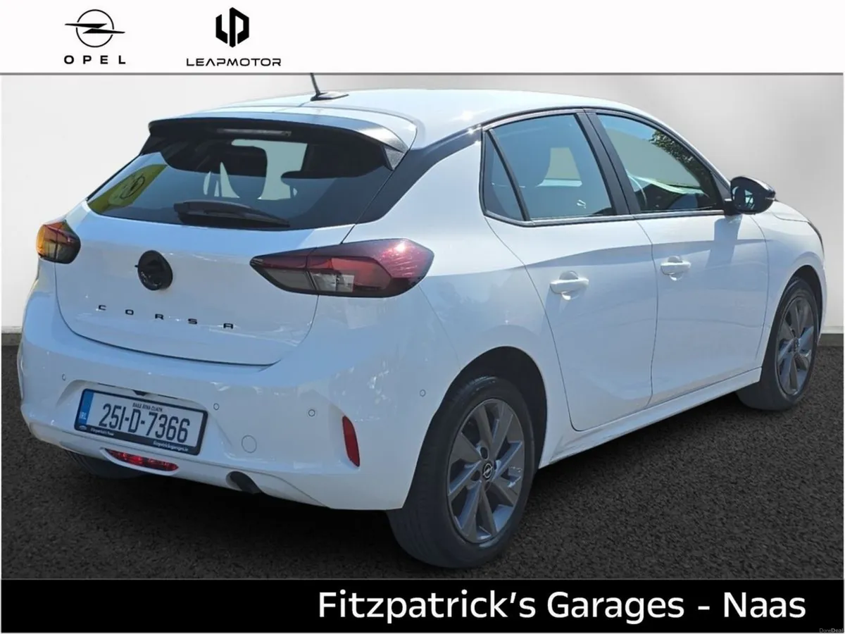 Opel Corsa Elegance 1.2i - Image 4