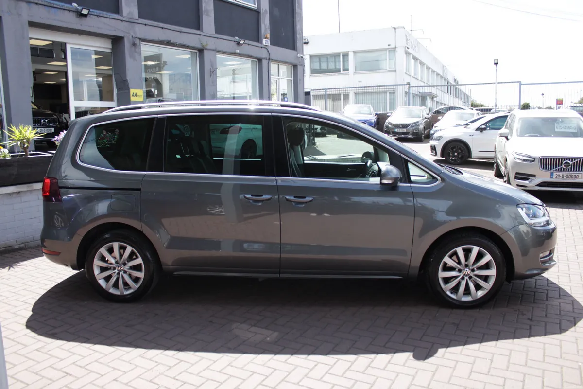 2.0TDI 150BHP HIGHTLINE 7 SEATER WITH PANROOF // B - Image 3