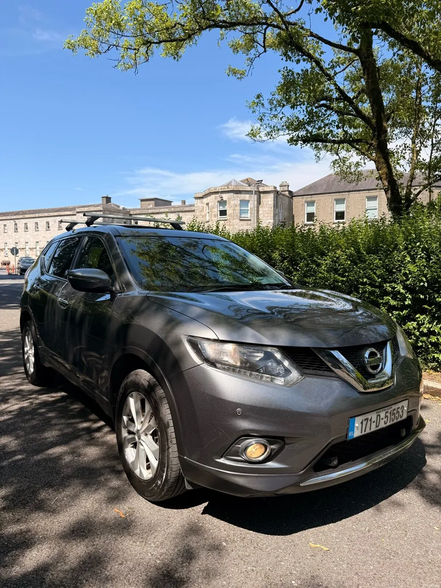 2017 Nissan X Trail Automatic Sunroof - Image 2