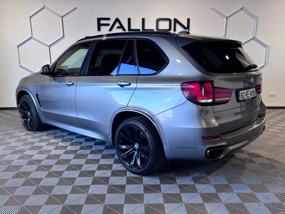 BMW X5 40e M-SPORT HYBRID - Image 4