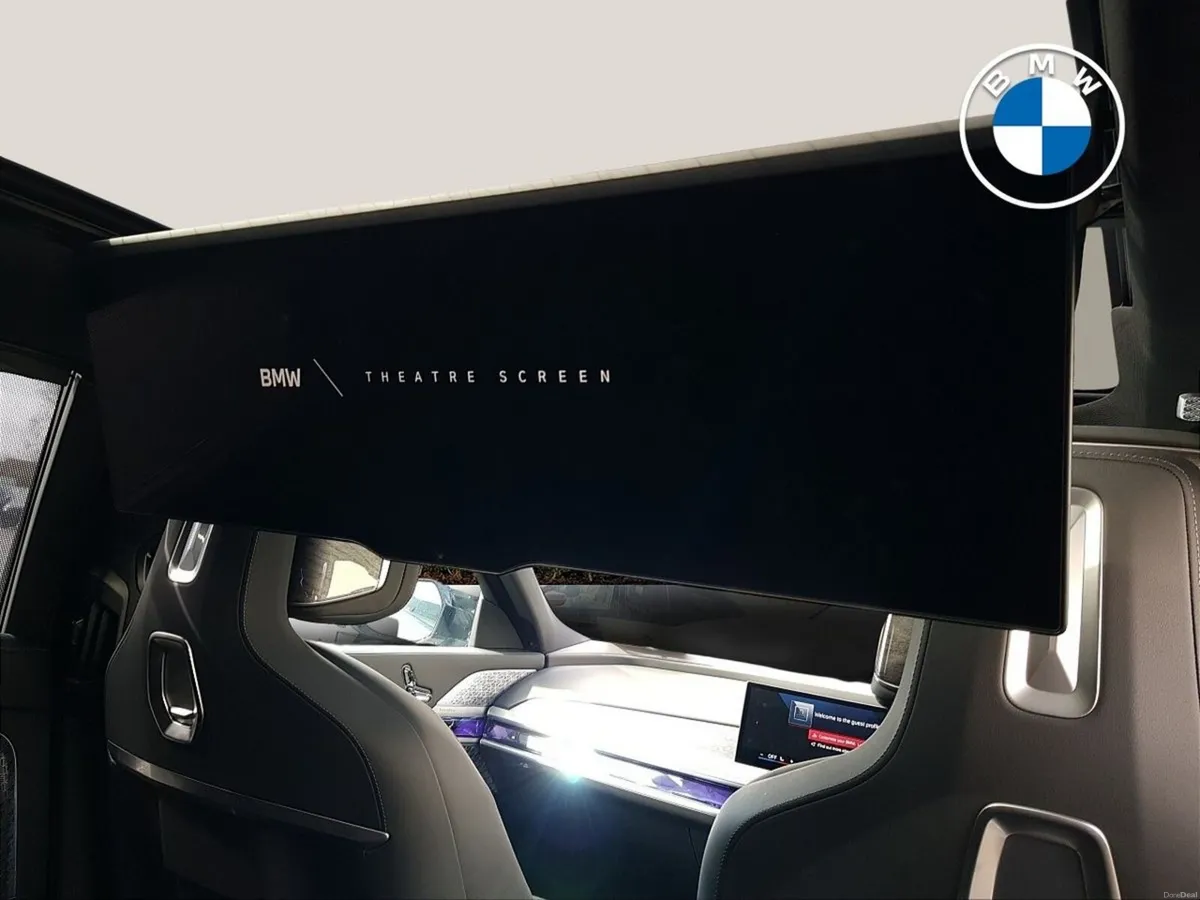 BMW 7-Series M760 xDrive - Image 2