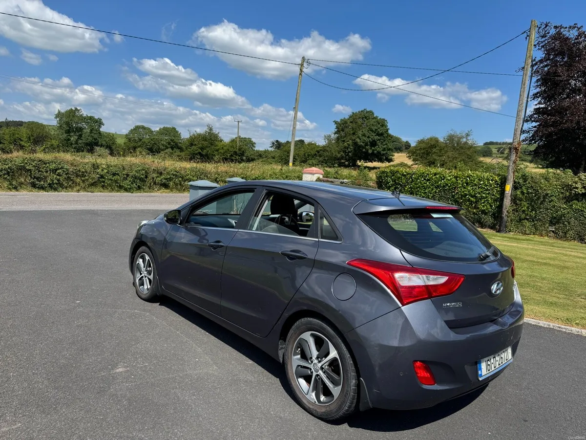 Hyundai i30 1.6 Diesel, Full Service History - Image 2