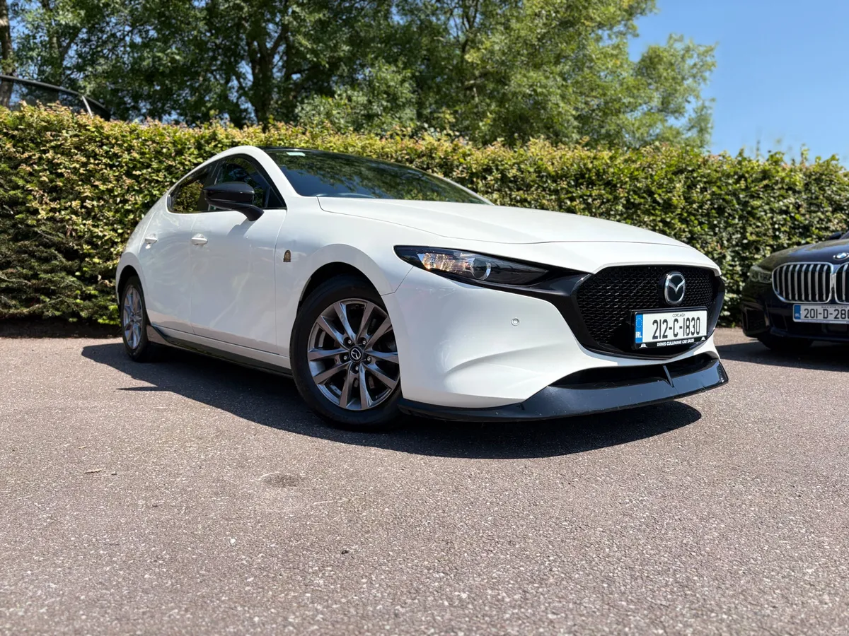 MAZDA 3 MILD HYBRID | TINY KMS | STUNNING CAR - Image 3